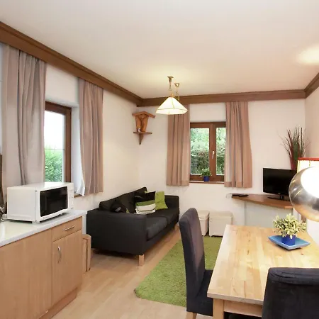 Comfortable Apartment Near Krimml Waterfalls Daire *