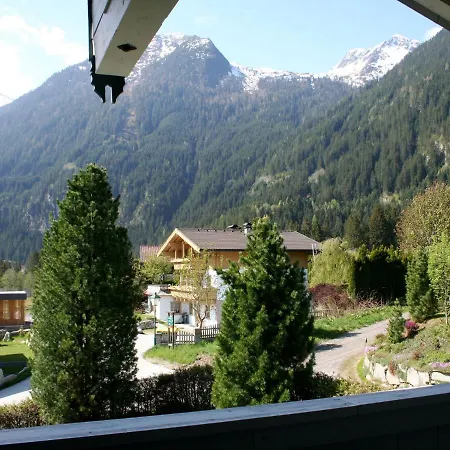 Comfortable Apartment Near Krimml Waterfalls Daire